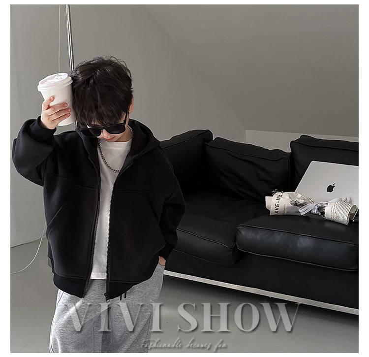 キッズ アウター 長袖 トップス フードつき ジップカジュアル 着やすい ジッパー あわせやすい ゆったり 動きやすい シンプル カジュアル ポケット 