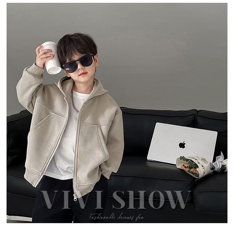 キッズ アウター 長袖 トップス フードつき ジップカジュアル 着やすい ジッパー あわせやすい ゆったり 動きやすい シンプル カジュアル ポケット 