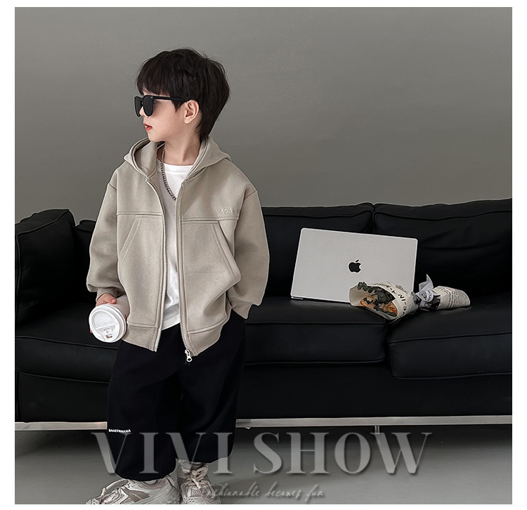 キッズ アウター 長袖 トップス フードつき ジップカジュアル 着やすい ジッパー あわせやすい ゆったり 動きやすい シンプル カジュアル ポケット 