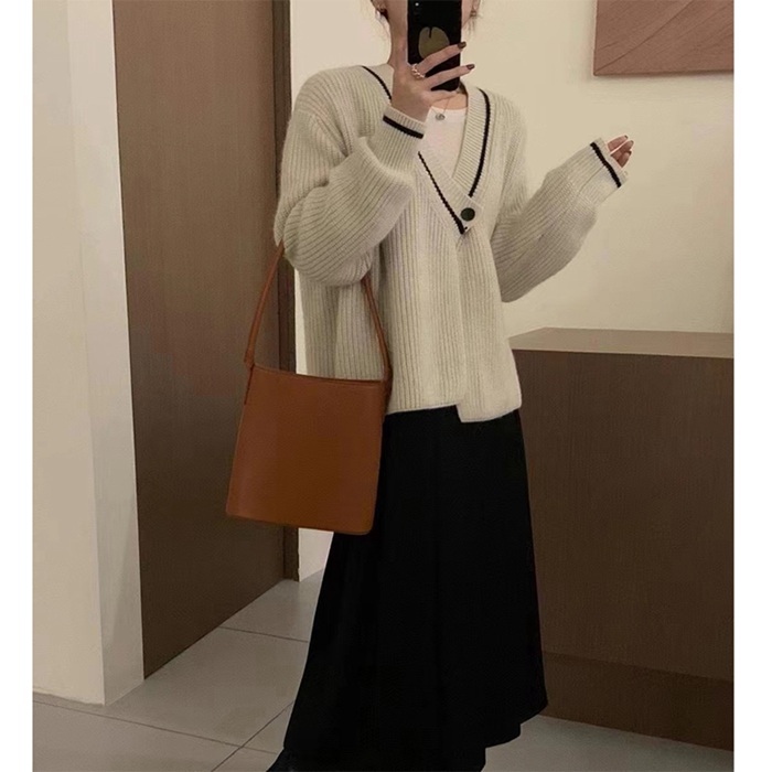 ニットカーディガン ニットカーデ ニットセーター 秋冬 上品 優雅 Vネック アウター 羽織り トップス 肌触りニット 