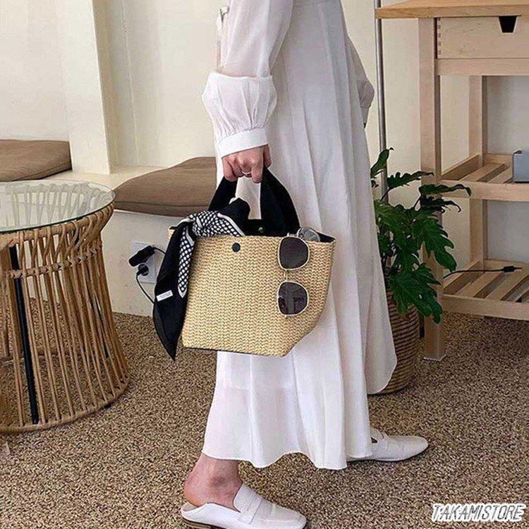 かごバッグ レディース 春夏 バケットバッグ 草編みバッグ かばん 小物入れ 軽い ポーチ おしゃれ 麦わら 韓国風 トートバッグ かごバッグ 手提げバッグ 