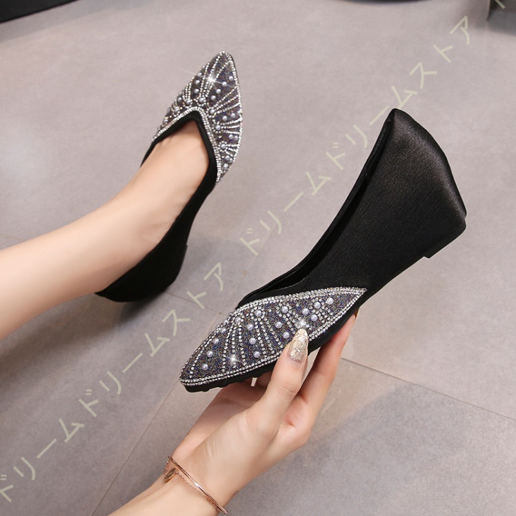 きれいめ パンプス ポインテッドトゥ 安定感 キラキラパンプス ウェッジソール 5CM スリッポン 痛くない 歩きやすい 通気性 走れる 脱げない 幅広 美脚 