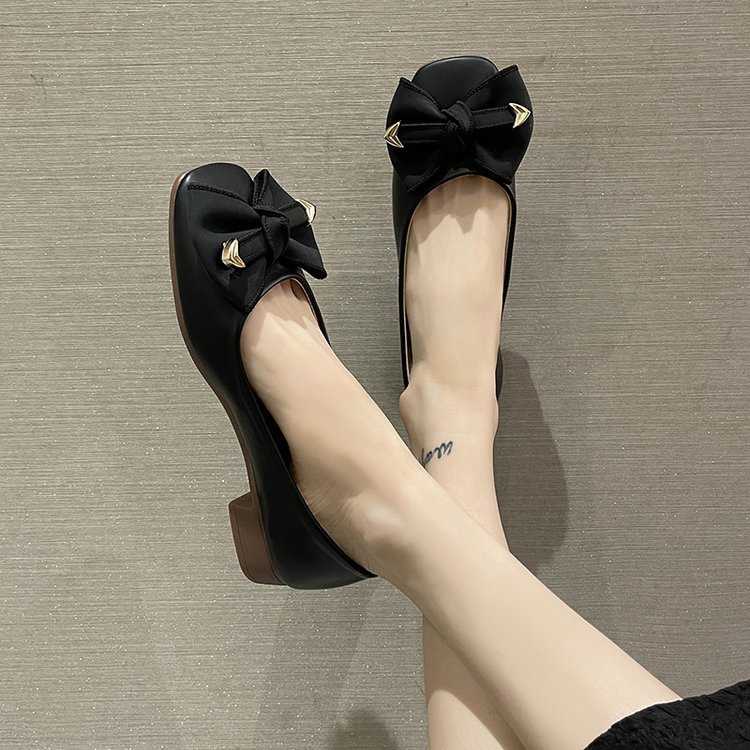 フラットパンプス レディース 痛くない ぺたんこ バブーシュ 靴 ペタンコ ローヒール 美脚 リポン付き 蝶飾り ヒール2.5CM 滑り止め バレエ歩きやすい 