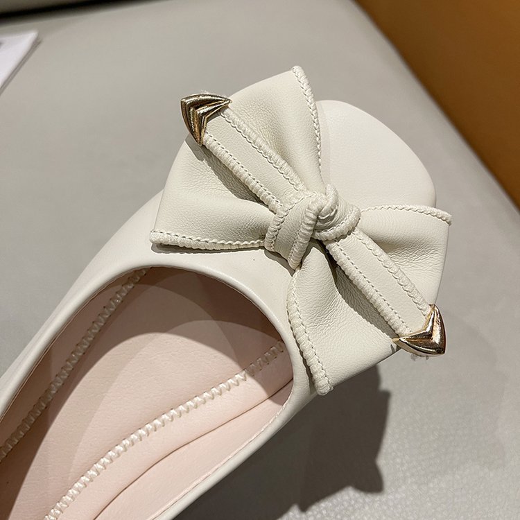 フラットパンプス レディース 痛くない ぺたんこ バブーシュ 靴 ペタンコ ローヒール 美脚 リポン付き 蝶飾り ヒール2.5CM 滑り止め バレエ歩きやすい 