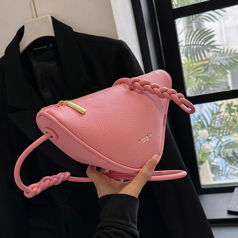 キラキラ 肩掛けバッグ レディース トートバッグ タッセル 個性的 撥水 オシャレ 耐久性 ギフト プレゼント 