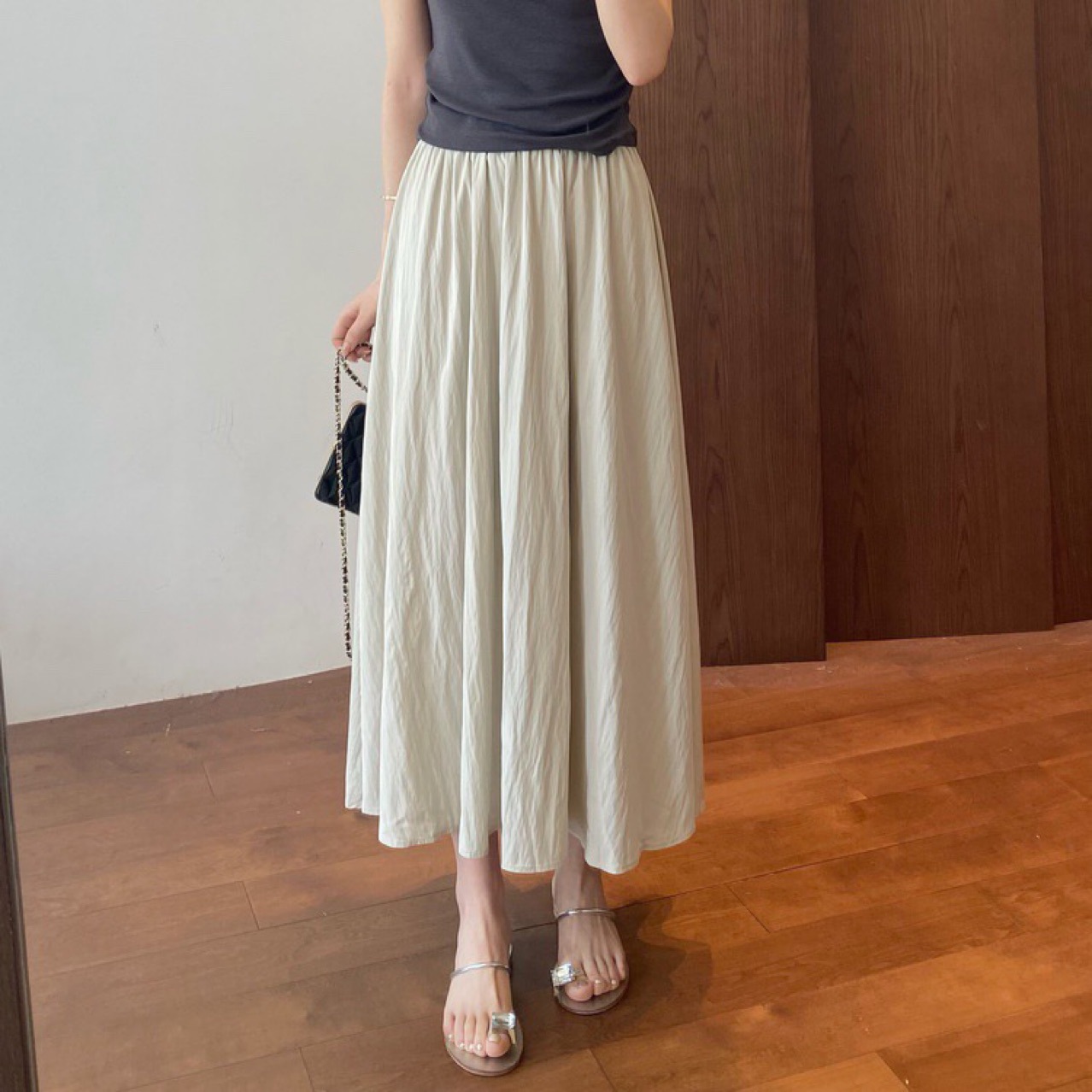 ロングスカート ギャザー フレアスカート ウエストゴム Aライン 夏物 リラックス 着痩せ レディース 通勤 ポケット付き ボ無地 スカート 