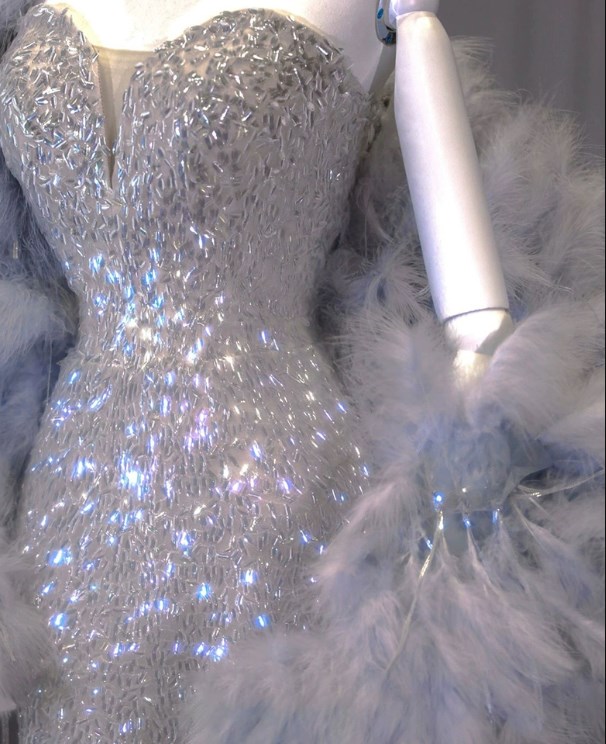 新作！シルバー ドレス二次会 ワンピース パーティードレス 舞台 コンサート 発表会 撮影 