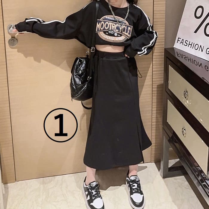 小学生 女の子 セットアップ キッズ クロップド丈 ロゴ 2点セット 長袖 春秋 通学 ガーリーダンス 韓国 トレーナー スカート カジュアル おしゃれ 