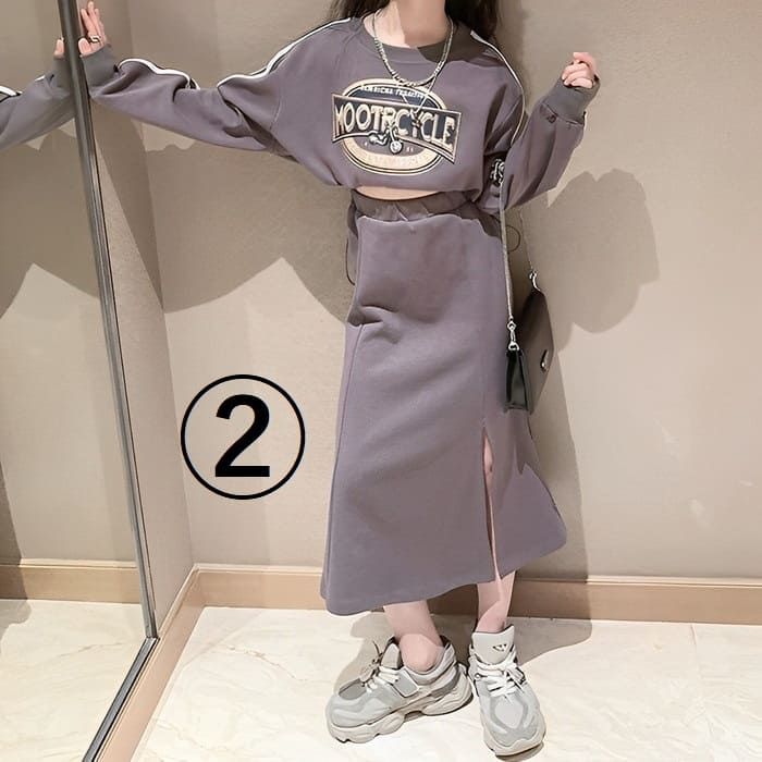 小学生 女の子 セットアップ キッズ クロップド丈 ロゴ 2点セット 長袖 春秋 通学 ガーリーダンス 韓国 トレーナー スカート カジュアル おしゃれ 