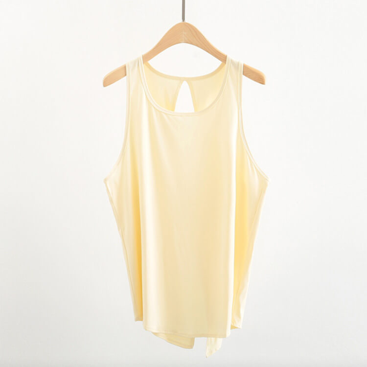 ヨガウェア タンクトップ トップス ホットヨガ 無地 長め 背中見せ ノースリーブ 速乾 フィットネス 無地 スポーツウエア スリット Tシャツ 