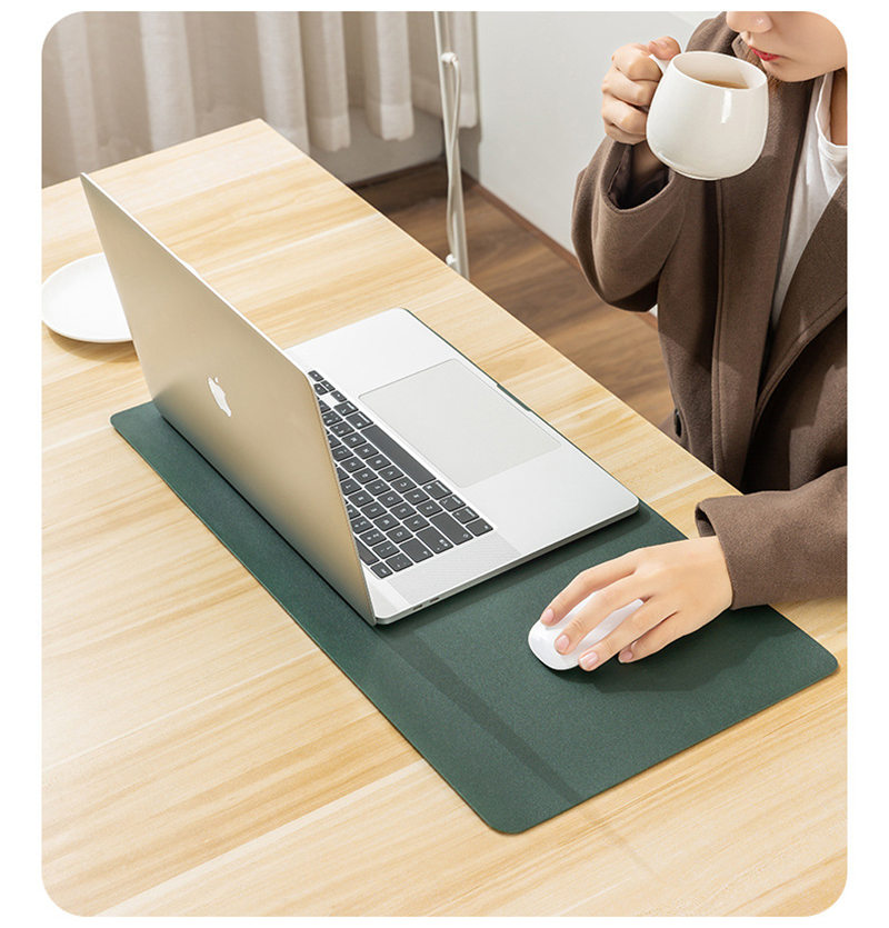 マウスパッド シンプル 3サイズ選択可 おしゃれ 無地 レザー スムース 机 リモートワーク デスク傷防 クッション グリップ感 マット 快適操作 