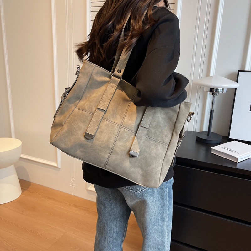 ビジネスバッグ レディース トートバッグ 就活バッグ ショルダー 就活 おしゃれ 面接 バッグ 営業 通勤 就活 軽量 かばん 通学 レザー 新生活 