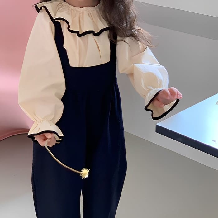 小学生 セットアップ 女の子 フリルブラウス サロペットパンツ 2点セット ガーダンス 可愛い カジュアル 通学 長袖 韓国 春秋 