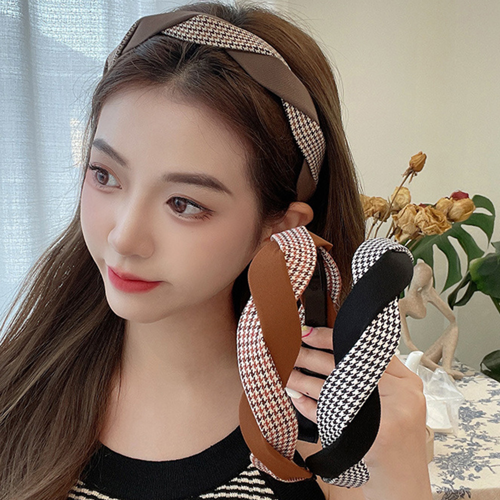 ツイストカチューシャ 韓国風 ヘアアクセ 。可  