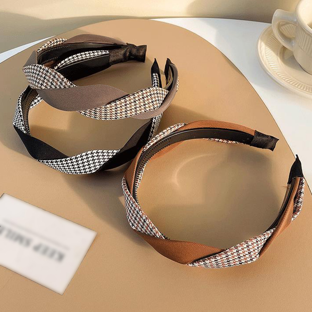 ツイストカチューシャ 韓国風 ヘアアクセ 。可  