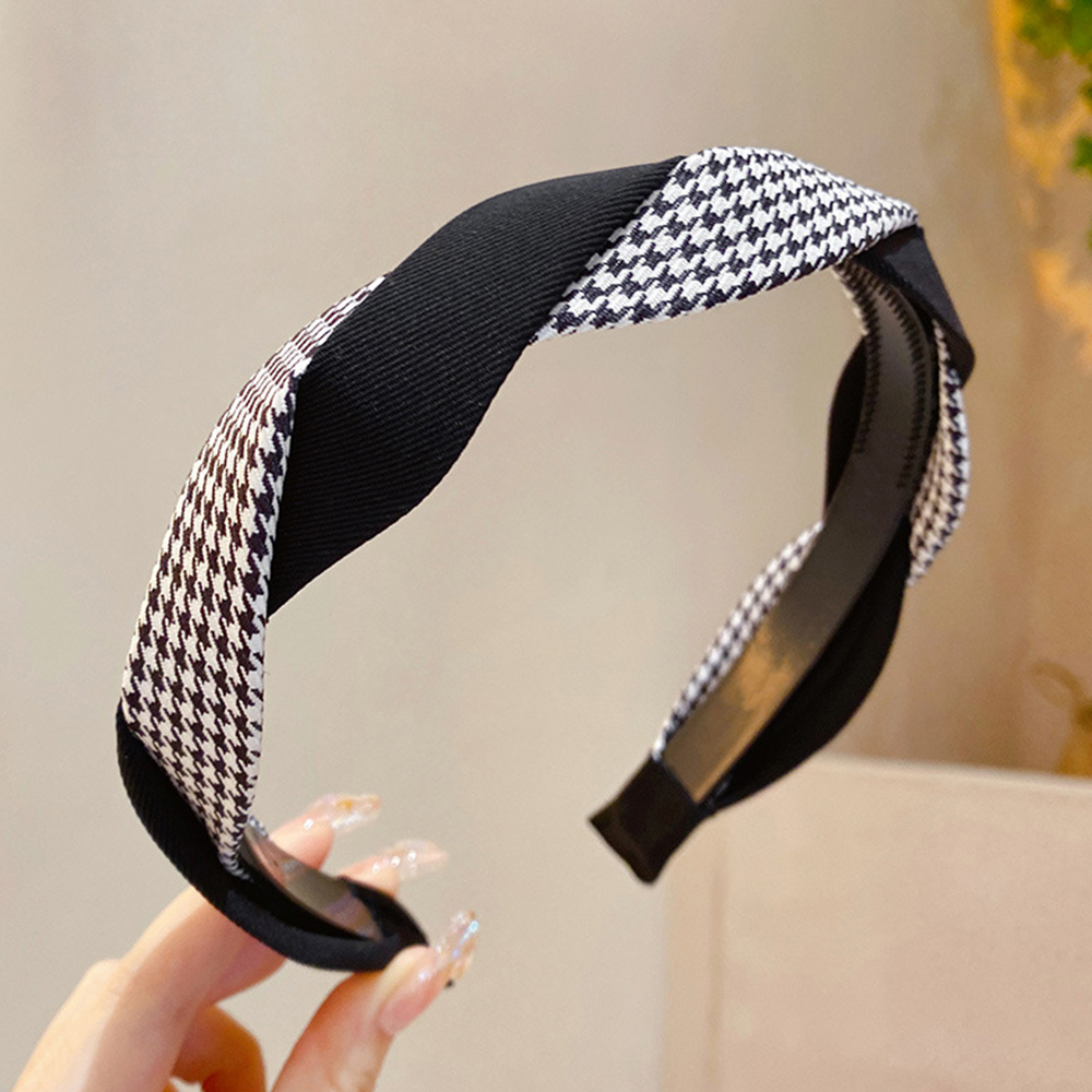 ツイストカチューシャ 韓国風 ヘアアクセ 。可  