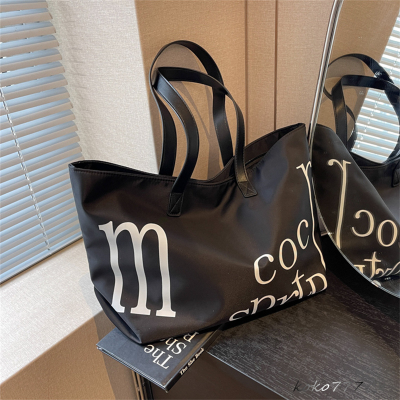 バッグ レディースかばん トートバッグ ショルダーバッグ ハンドバッグ 大きい 女子 通勤オシャレ カバン 布鞄 ワーク 通学 カジュアル お出掛け 