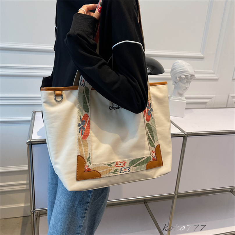 バッグ レディースかばん トートバッグ ショルダーバッグ ハンドバッグ カジュアル 花柄 女子 ワーク チャック 布鞄 通学 カバン お出掛け 通勤オシャレ 