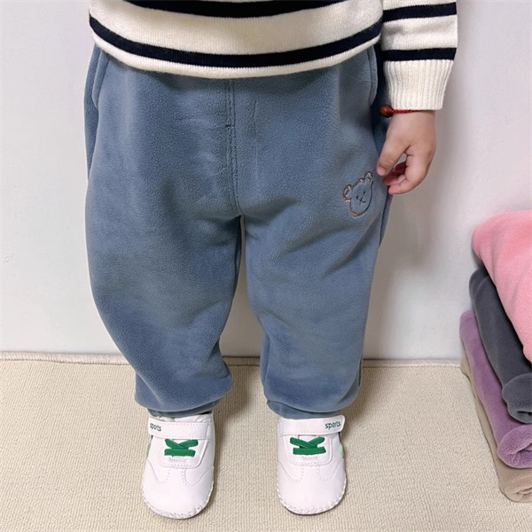 子ども服 ボキッズ 男の子 スウェットパンツ フリースパンツ 防寒 ロングパンツ お出かけ 大きいサイズ もこもこ 防寒 長ズボン アウトドア カジュアル 
