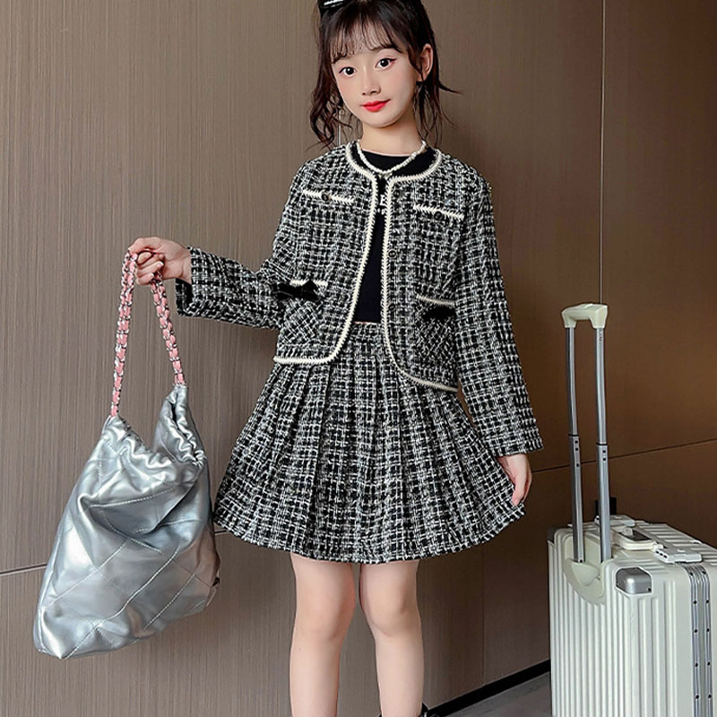 入学式 卒業式 女の子 2点セット ジャケット スカート 女の子 入園式 フォーマル 発表会 小学校 きれいめ 女子お嬢様のアンサンブルスーツセット 可愛い 服 