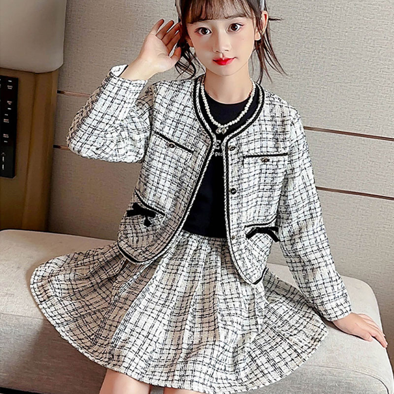 入学式 卒業式 女の子 2点セット ジャケット スカート 女の子 入園式 フォーマル 発表会 小学校 きれいめ 女子お嬢様のアンサンブルスーツセット 可愛い 服 
