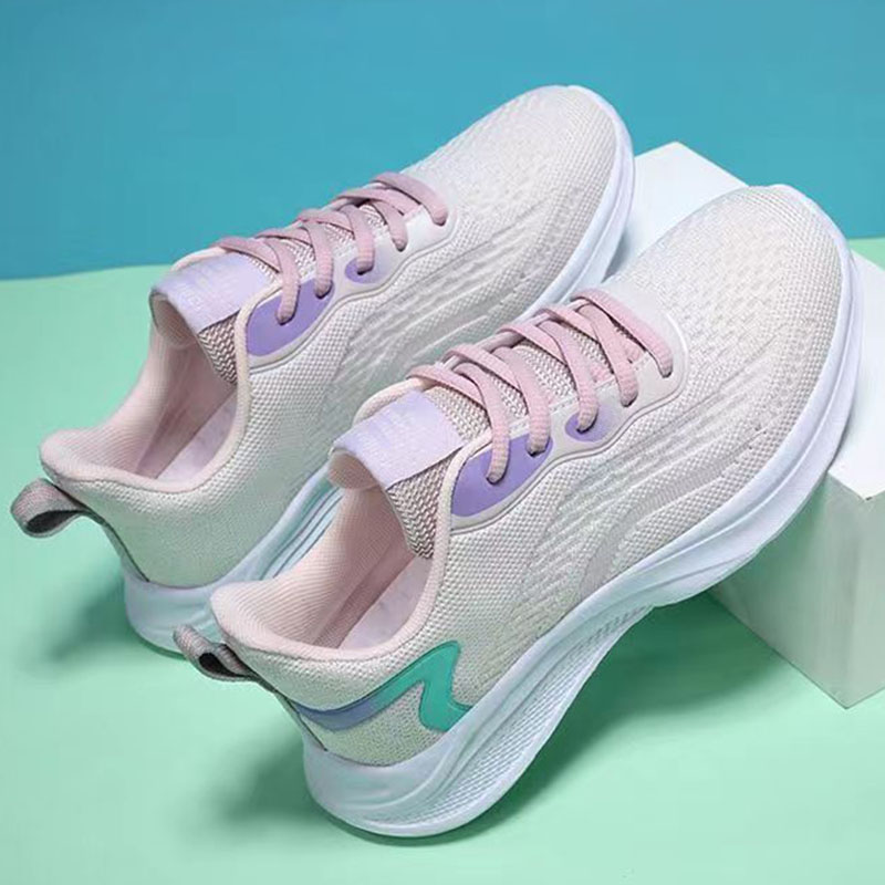 スニーカー レディース ランニング運動靴 厚底 靴 幅広 普段履き 40代 50代 60代 軽量 おしゃれ 歩きやすい 疲れない 黒スポーツ 運動 初心者 