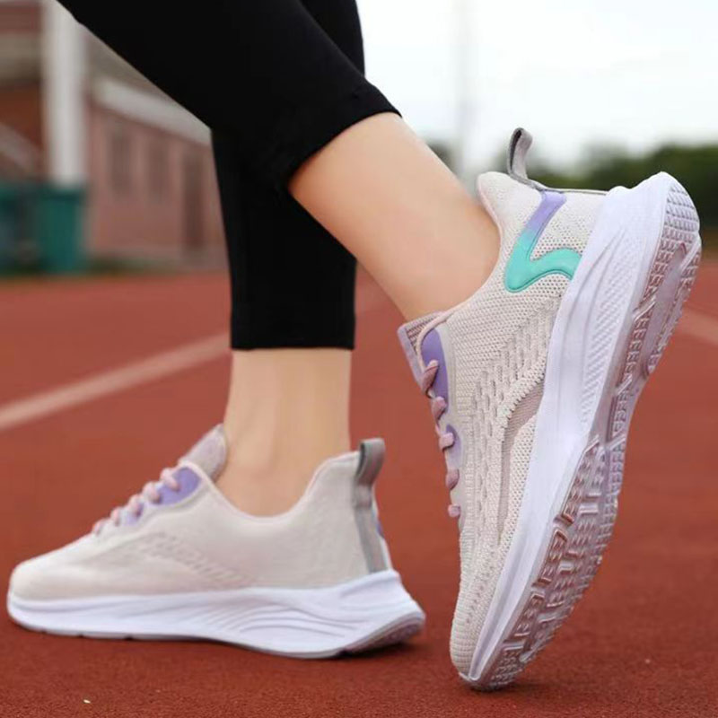 スニーカー レディース ランニング運動靴 厚底 靴 幅広 普段履き 40代 50代 60代 軽量 おしゃれ 歩きやすい 疲れない 黒スポーツ 運動 初心者 