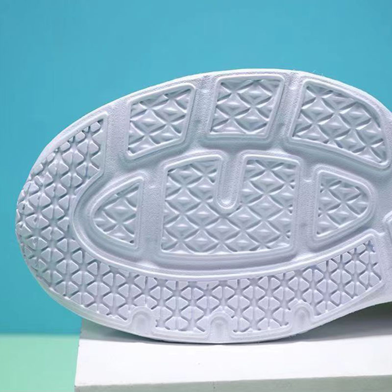 スニーカー レディース ランニング運動靴 厚底 靴 幅広 普段履き 40代 50代 60代 軽量 おしゃれ 歩きやすい 疲れない 黒スポーツ 運動 初心者 