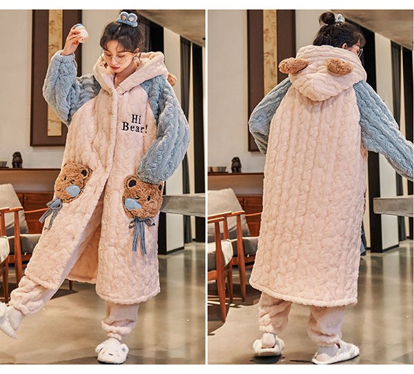ルームウェア もこもこ 熊柄 パジャマ 冬 長袖 モコモコ 着る毛布 あったか 寝巻き フード付き 。 ナイトガウン 暖かい 部屋着 前開き 