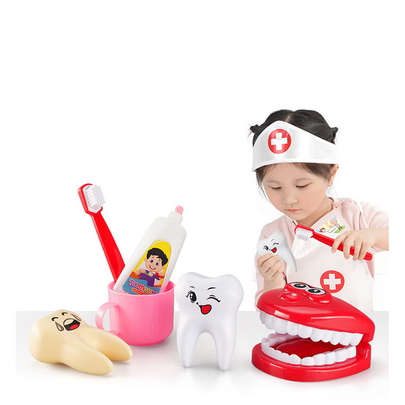 お医者さんセット おもちゃ お医者さんごっこ 知育玩具 おままごと 収納ケース付き ライト 入園お祝い プレゼント 誕生日 搭載道具 