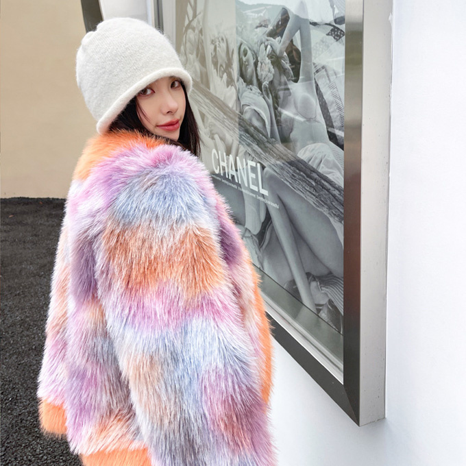 ファーコート フェイクファーコート レディース ショート丈 アウター 羽織り 暖かい 防寒 冬服 着痩せ 防風 防寒コート 。 あったか ふんわり 可愛い 軽量 