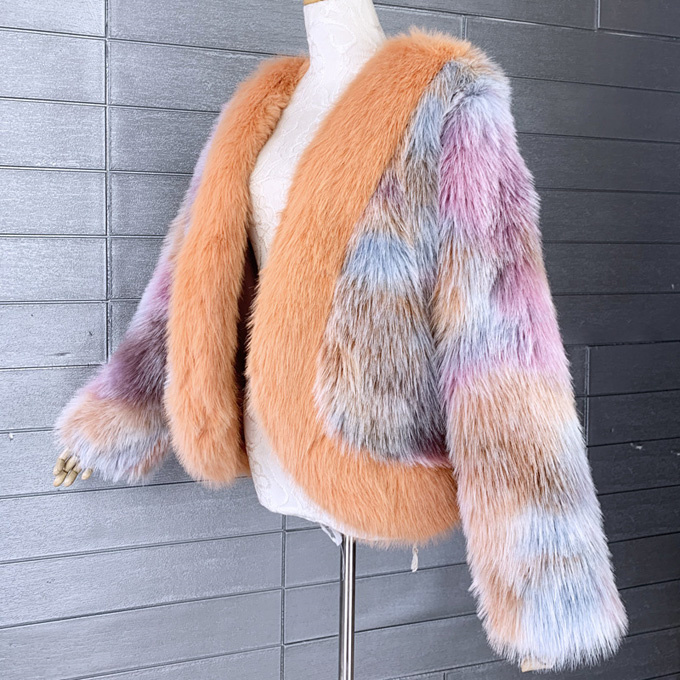 ファーコート フェイクファーコート レディース ショート丈 アウター 羽織り 暖かい 防寒 冬服 着痩せ 防風 防寒コート 。 あったか ふんわり 可愛い 軽量 