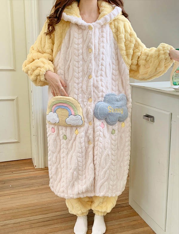 ルームウェア もこもこ パジャマ 冬 長袖 ナイトガウン 前開き 暖かい モコモコ 。 寝巻き 部屋着 あったか フード付き 着る毛布 