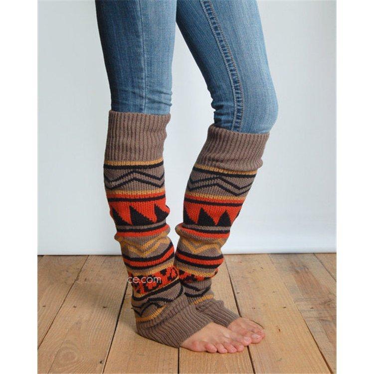 レッグウォーマー ロング丈 膝下 膝上 ボヘミアン柄 エスニック ニット 冷え性 冷え取り 女性 かわいい ルーズ 冷え 模様 防寒 あたたかい 靴下 