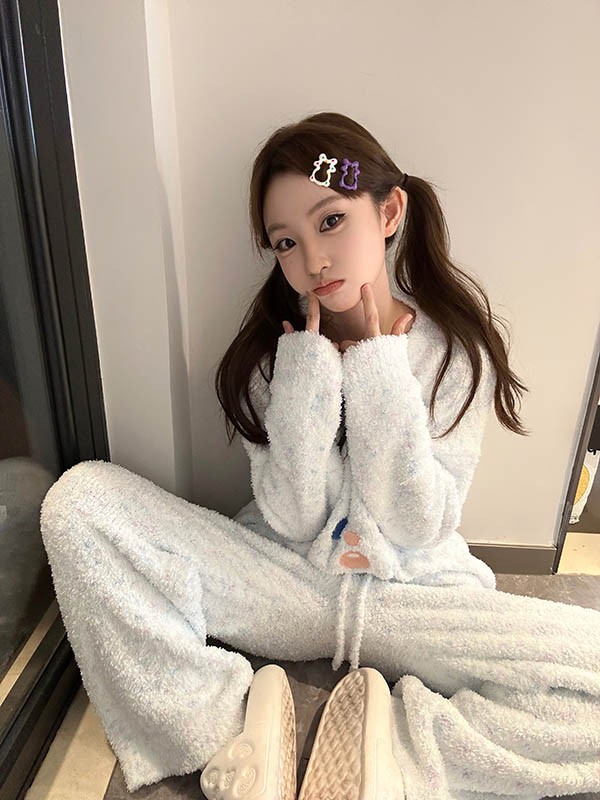 ルームウェア もこもこ パジャマ 冬 長袖 上下セット 部屋着 大きいサイズ 暖かい 寝巻き 。 大人用 モコモコ あったか 