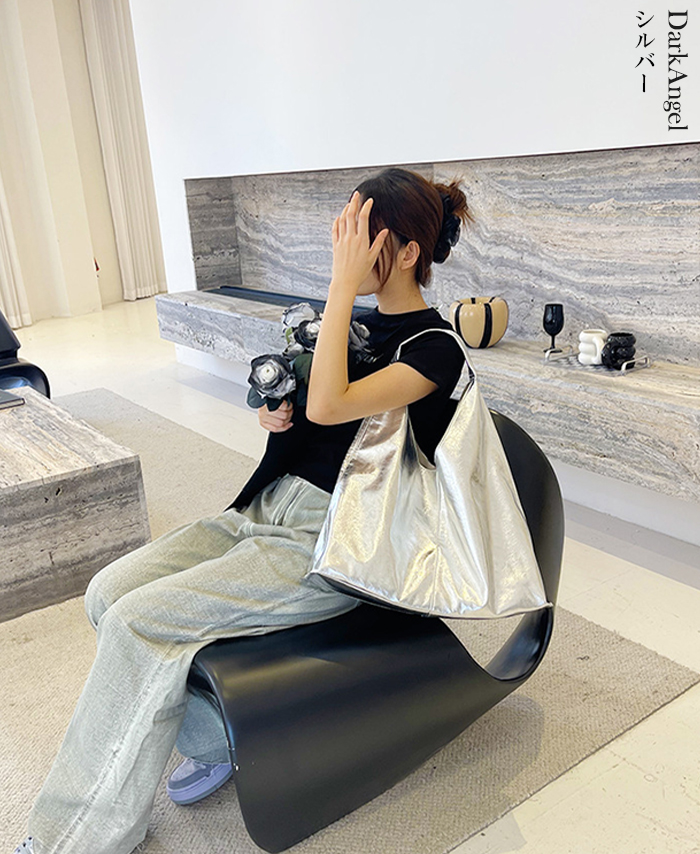 トートバッグ トート トート 大きめ A4 レディース ワンハンドル パソコン 三角 シルバー お洒落 ジャパニーズ レザー 黒 おしゃれ モード 