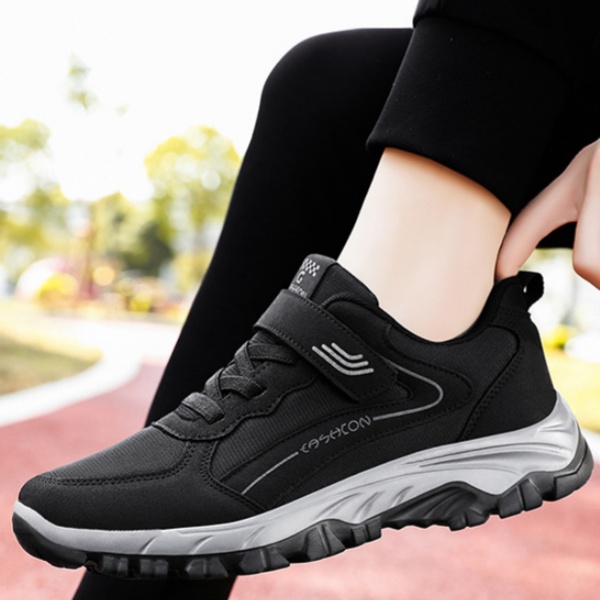 送料無料 スニーカー メンズ スリッポン ウォーキング男性 通気 リラックス 。 ジム 歩きやすい 靴 疲れない ナーススポーツ厚底 