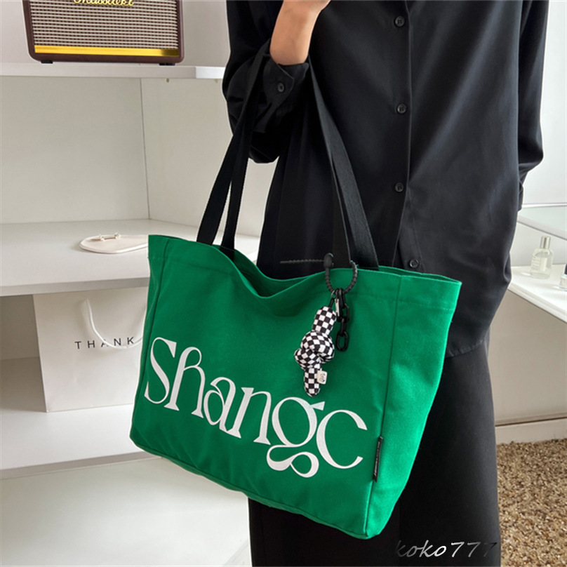 バッグ レディースかばん トートバッグ ショルダーバッグ ハンドバッグ カジュアル カバン 女子 チャック 布鞄 通勤オシャレ 大容量 通学 キャン文字 