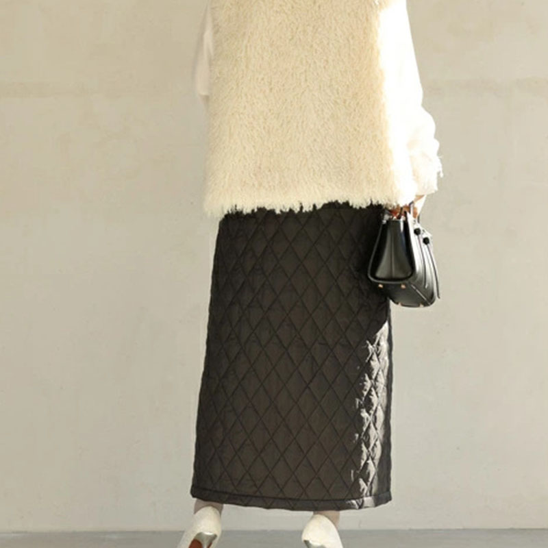 スカート レディース 中綿 防寒 極暖 キルティング 軽量 暖かい 体型カバー ロング 防寒対策 冬 防風スカート 黒 冬 撥水 裏ボア 静電気防止 ポケット 防寒着 