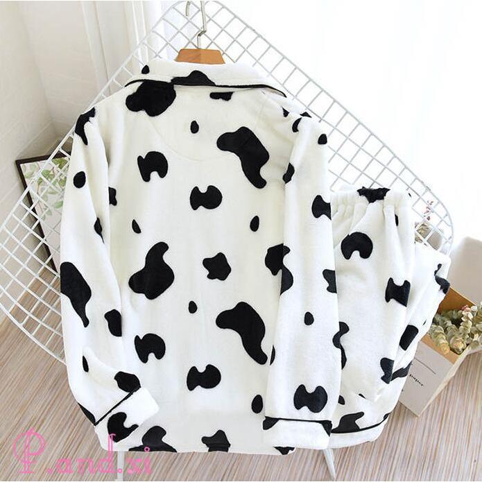 ルームウェア もこもこ レディース ベロア パジャマ ルーム 冬 ウェア ナイトウェア 暖か フランネル 牛柄 裏起毛 モコモコ かわいい あったか 秋 部屋着 