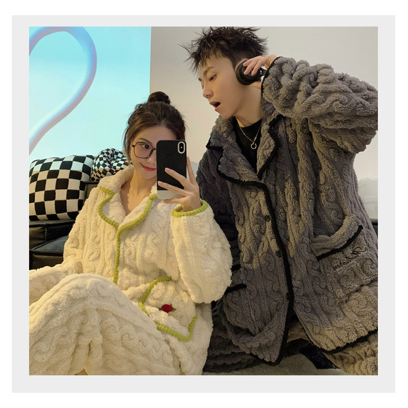 ペアパジャマ レディース メンズ カップル ペア 部屋着 防寒 お揃い ナイトウエア 暖かい パジャマ 厚手 モコモコ 秋冬 可愛い 長袖 ルームウエア 上下セット 