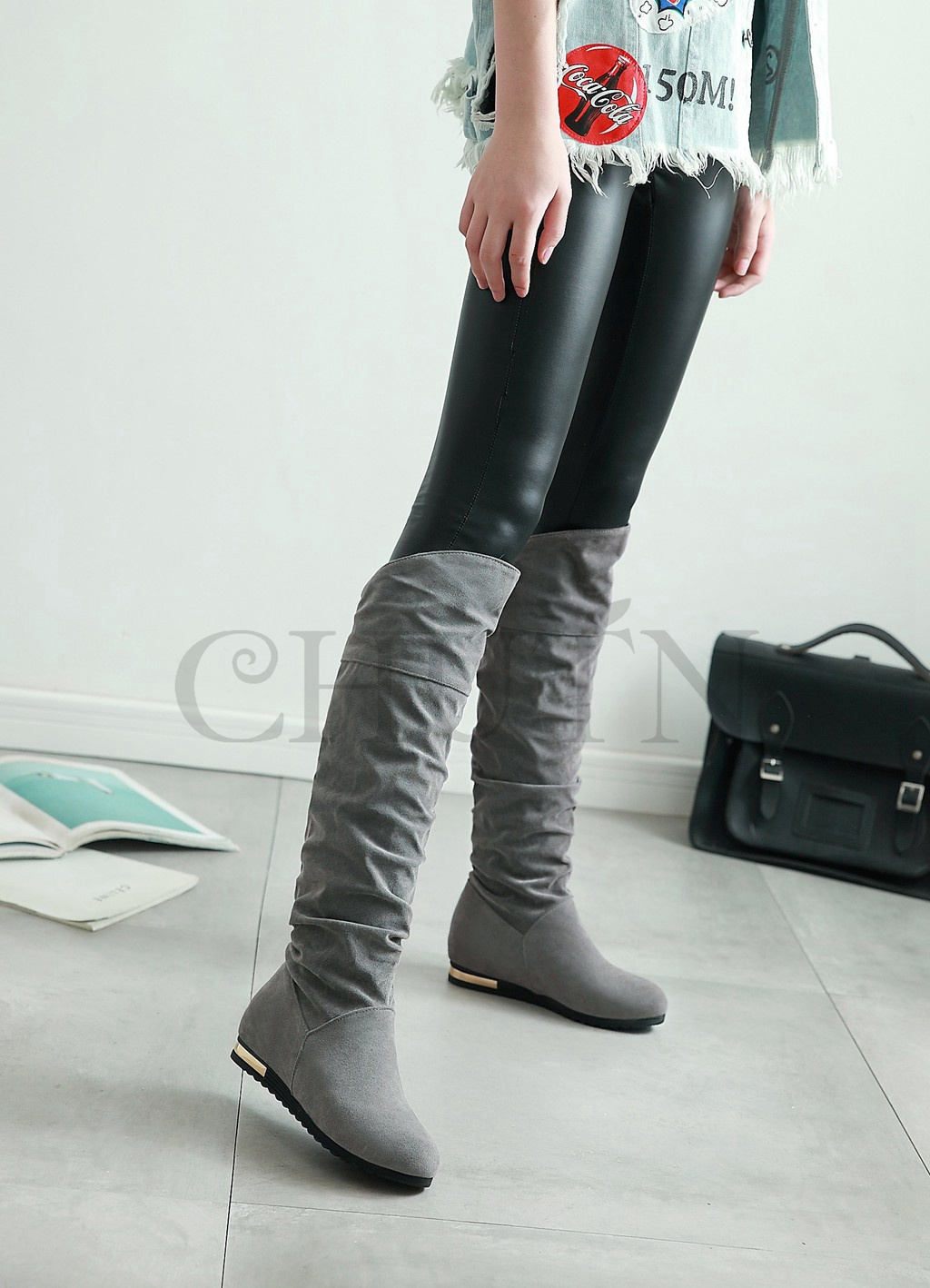 ロングブーツレディース ブーティー 防寒4CMヒールショートブーツ内ボア 走れる 短靴 美脚インヒール 50代 30代40代 おしゃれ 秋冬ショートブーツ大きいサイズ 