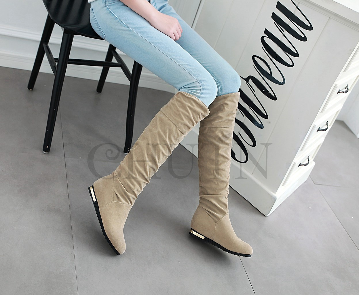 ロングブーツレディース ブーティー 防寒4CMヒールショートブーツ内ボア 走れる 短靴 美脚インヒール 50代 30代40代 おしゃれ 秋冬ショートブーツ大きいサイズ 