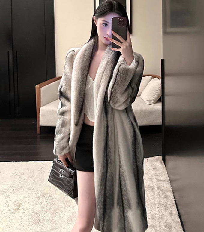 ファーコート ミンク ロングコート フェイクファーコート レディース アウター 軽量 ロング丈 羽織り 暖かい ふんわり 冬服 あったか 防寒 ゆったり 防風 