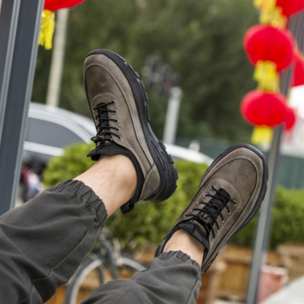 送料無料 スニーカー メンズ スリッポン ウォーキング男性 通気 ナーススポーツ厚底 ジム 歩きやすい リラックス 靴 疲れない 。 