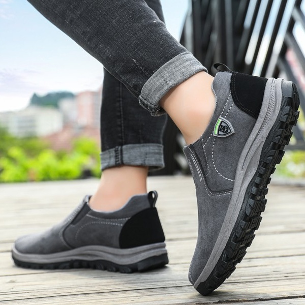 送料無料 スニーカー メンズ スリッポン ウォーキング男性 通気 リラックス ジム 歩きやすい 疲れない 。 靴 ナーススポーツ厚底 