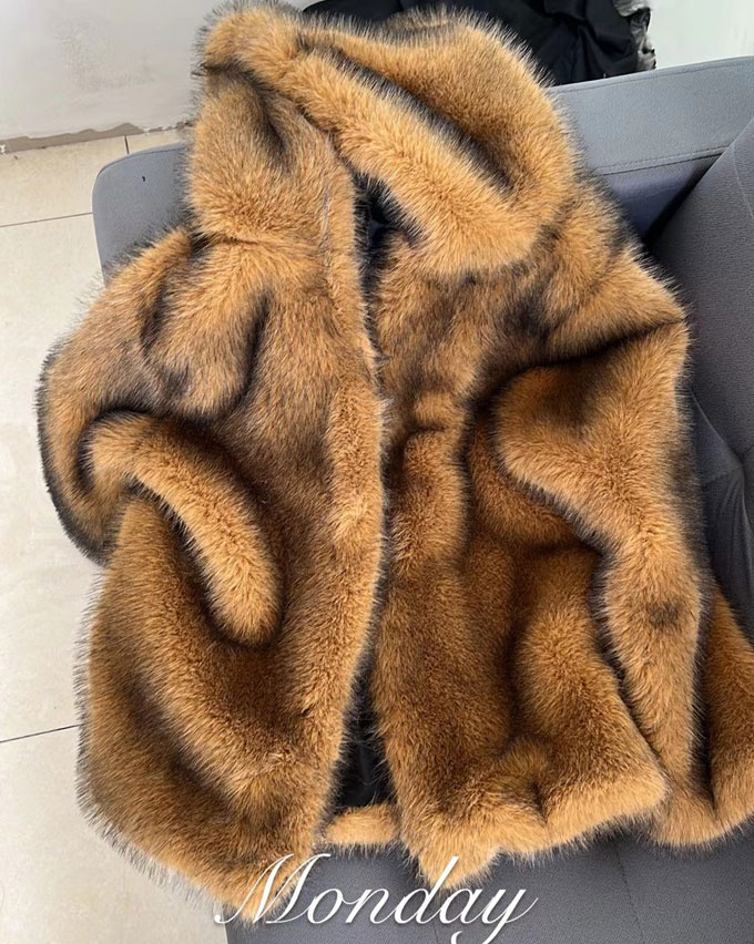 ファーコート レディース 毛皮コート フォックス フェイクファー ショートコート 暖かい 大衿ロッグジャケット アウター 防寒 フード付き 冬服 