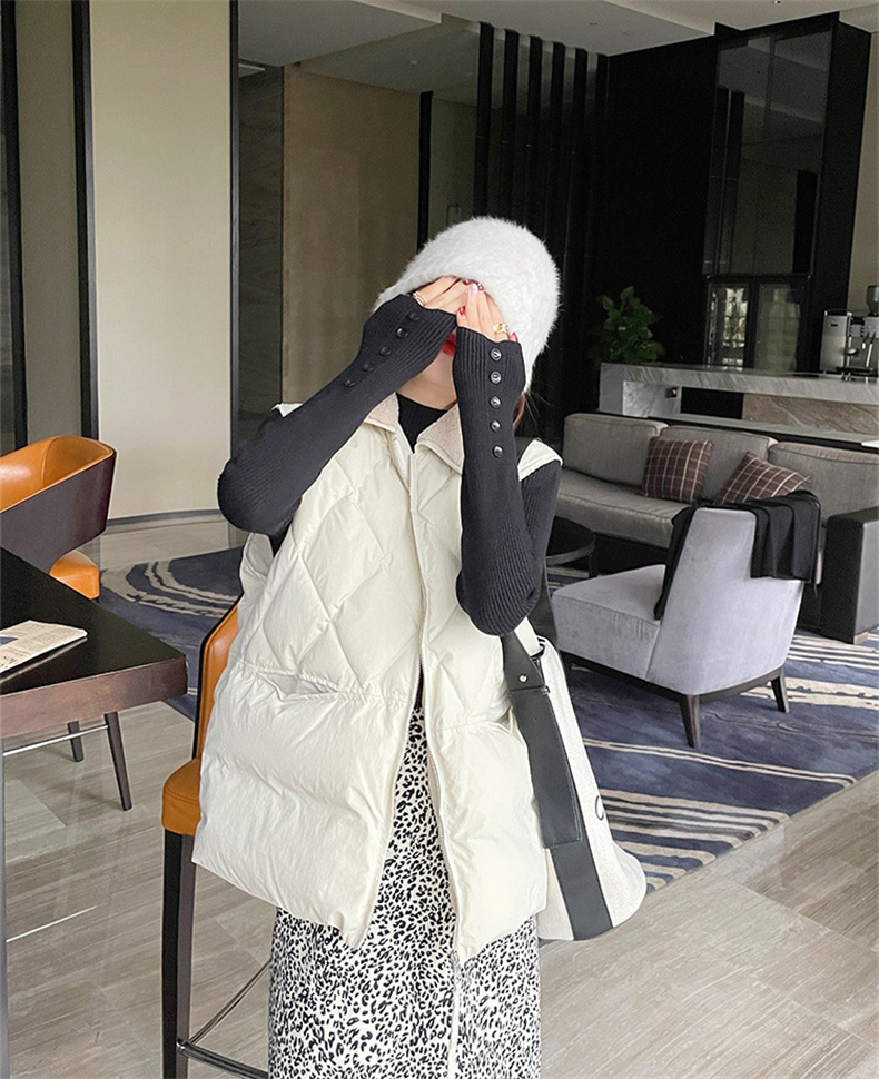 セーターボトリングシャツ女性のための秋冬 2023 新しいスタイル外国スタイルのインナー層厚いハイエンドニットハーフタートルネックホワイトトップ  