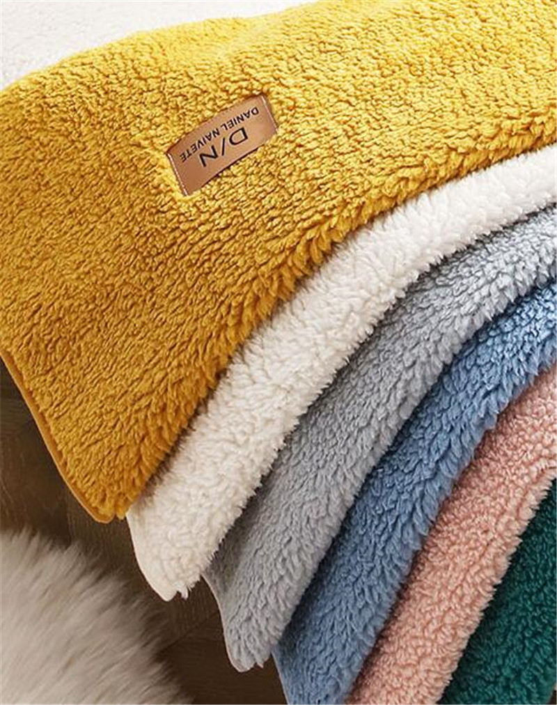 ソファーカバー ソファー マルチカバー 無地 肘付き 1人掛け 秋冬 暖かい 防寒 3人掛け もこもこ 4人掛け ファッション 滑り止め 2人掛け 