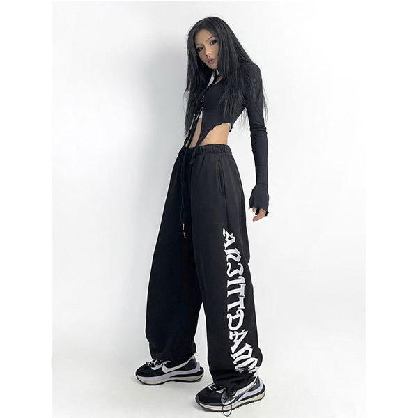 ワイドパンツ ジャージパンツ ロゴプリント サイドプリント ビッグロゴ 黒 ストレッチ ダンス 大きいサイズ 韓国 ヒップホップ パンツ コスチューム 衣装 